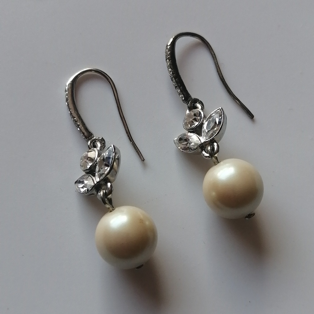 Vintage Carolee Faux Pearl Earrings Champagne Colour Clear Rhinestones